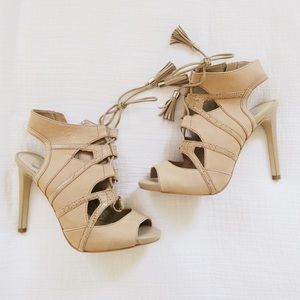 Gianni Bini Nude Leather Heels